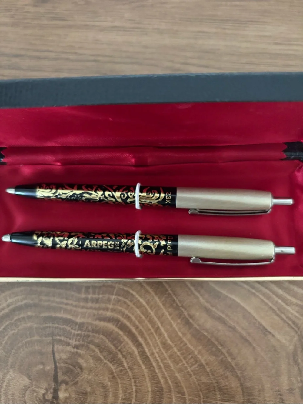 CHANEL Black & Gold Decorative Ballpoint Pen Set
